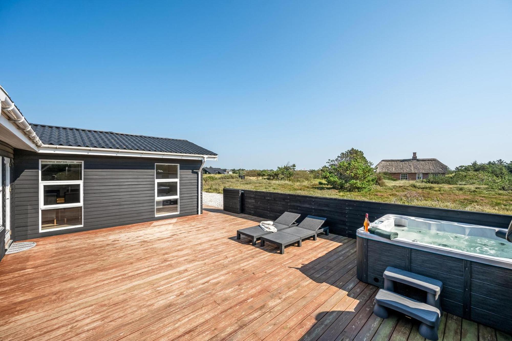 Charming Holiday Home Near The North Sea, With Outdoor Sauna And Outdoor Spa, 灵克宾 外观 照片