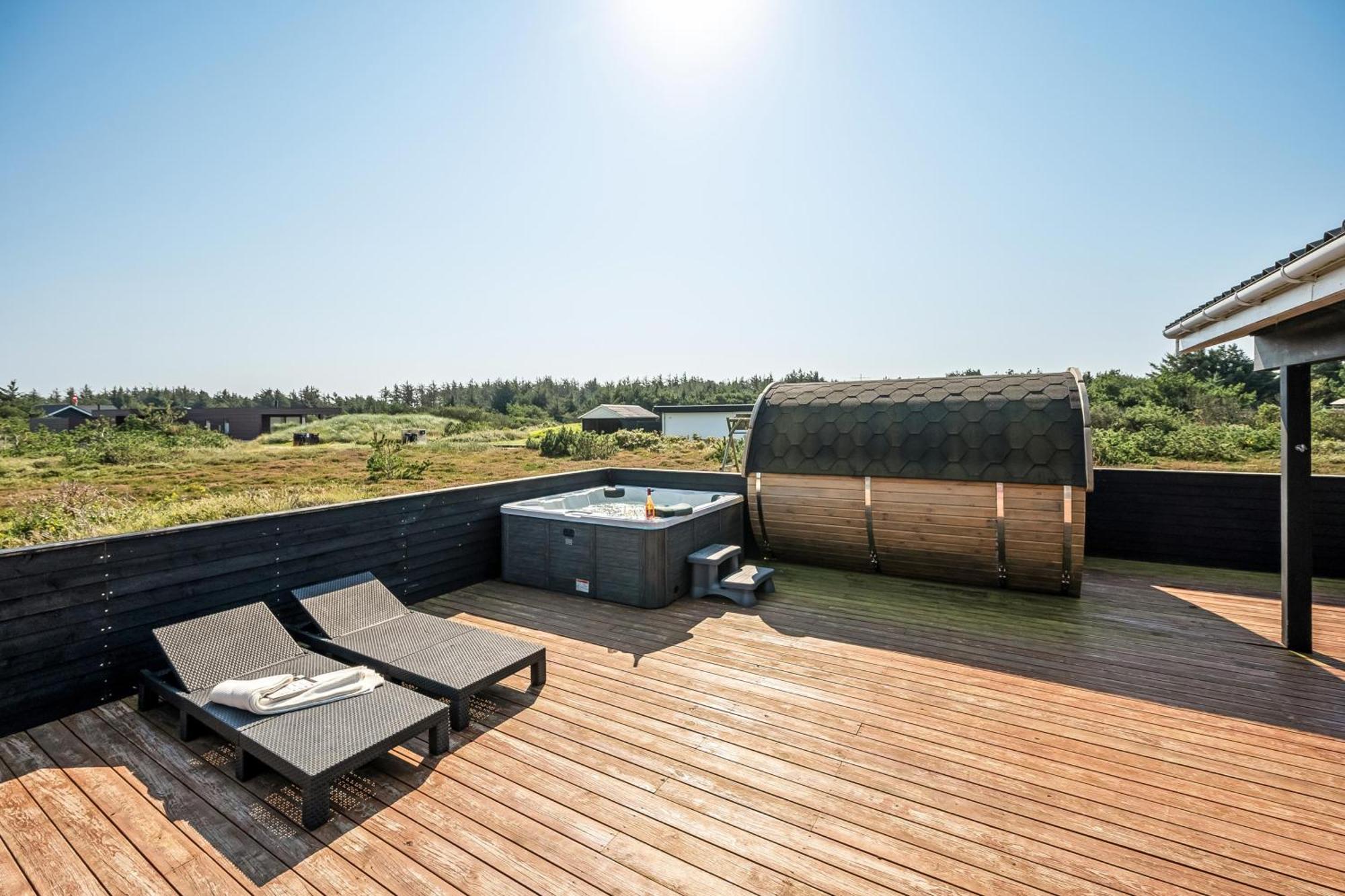 Charming Holiday Home Near The North Sea, With Outdoor Sauna And Outdoor Spa, 灵克宾 外观 照片