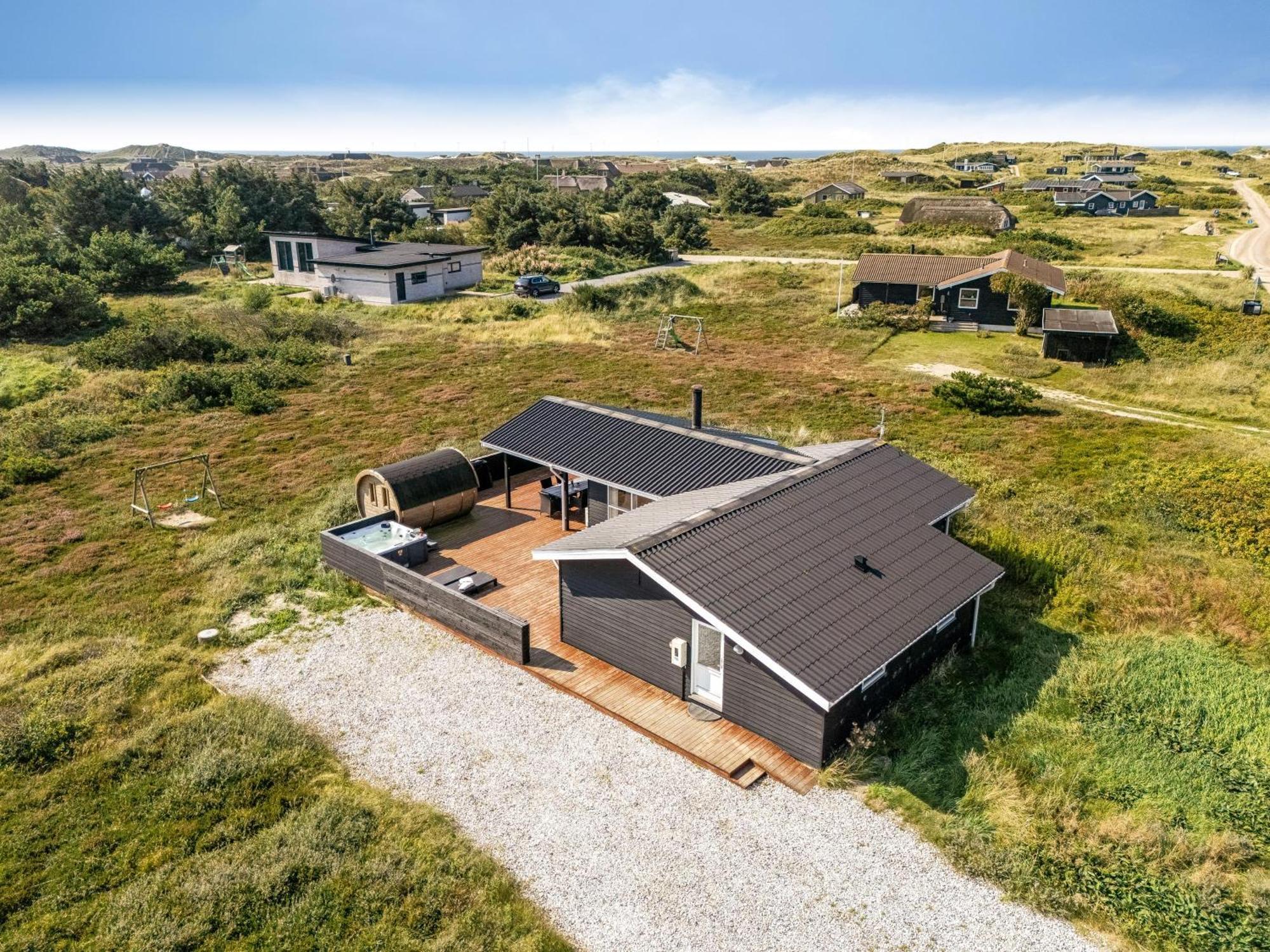 Charming Holiday Home Near The North Sea, With Outdoor Sauna And Outdoor Spa, 灵克宾 外观 照片