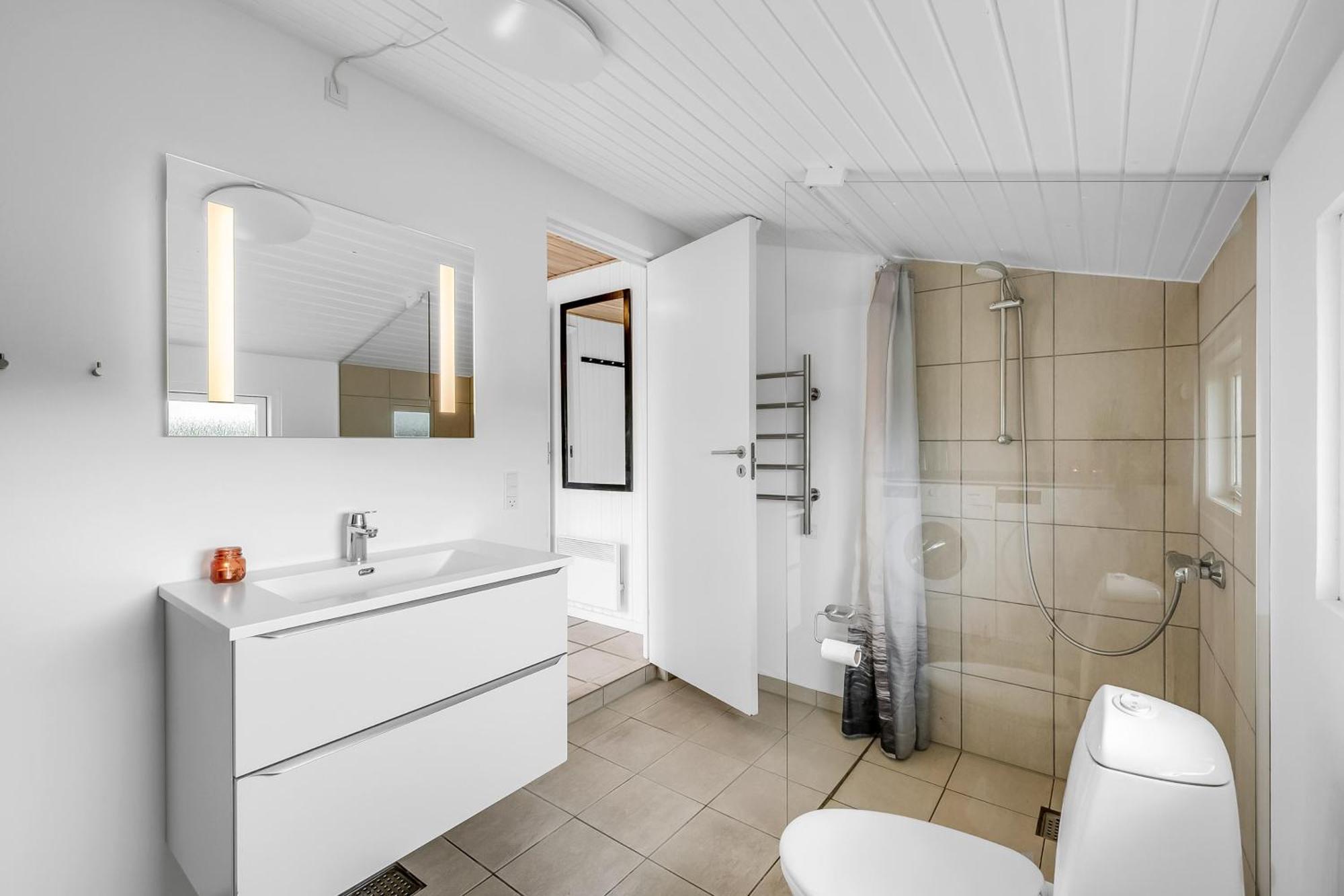 Charming Holiday Home Near The North Sea, With Outdoor Sauna And Outdoor Spa, 灵克宾 外观 照片