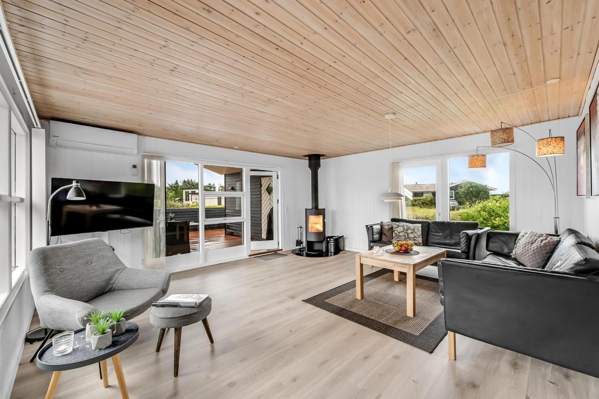 Charming Holiday Home Near The North Sea, With Outdoor Sauna And Outdoor Spa, 灵克宾 外观 照片