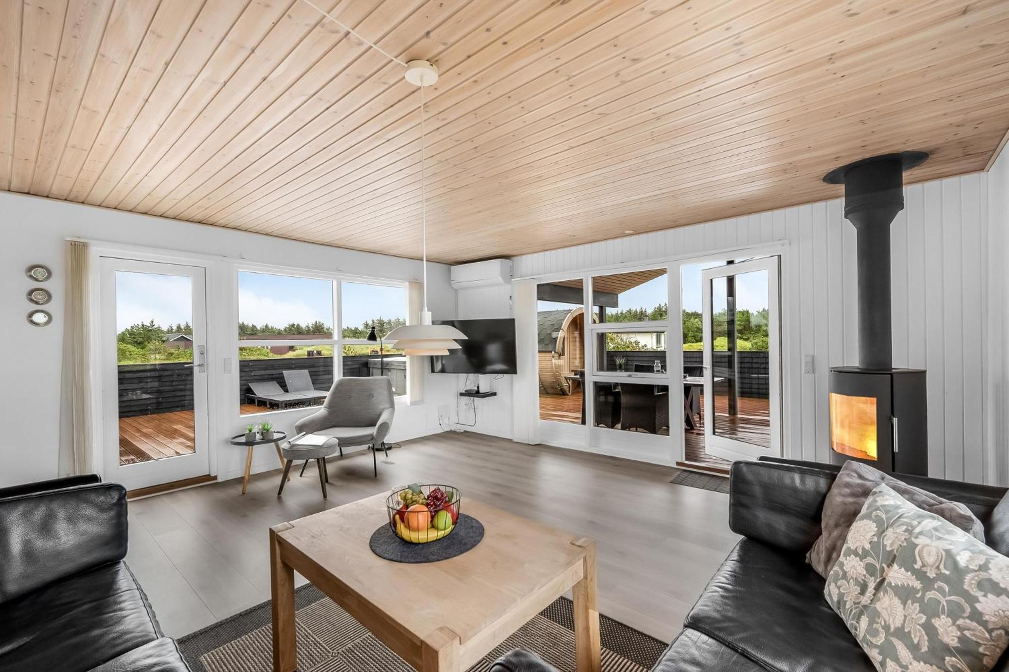 Charming Holiday Home Near The North Sea, With Outdoor Sauna And Outdoor Spa, 灵克宾 外观 照片